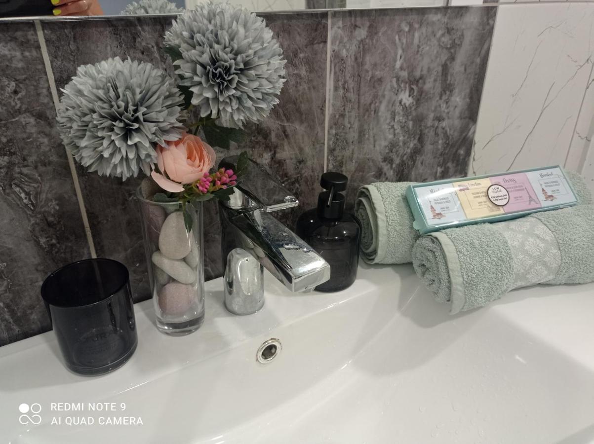 номер студия Status House Daire