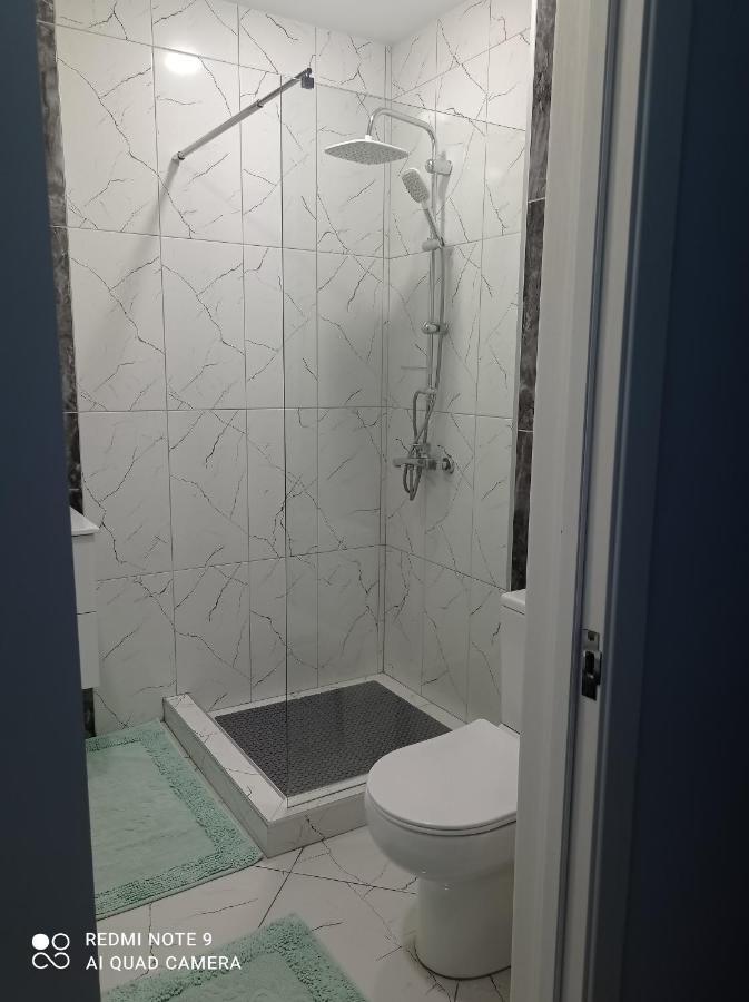 Daire номер студия Status House Batum